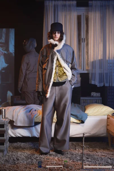 Look 26